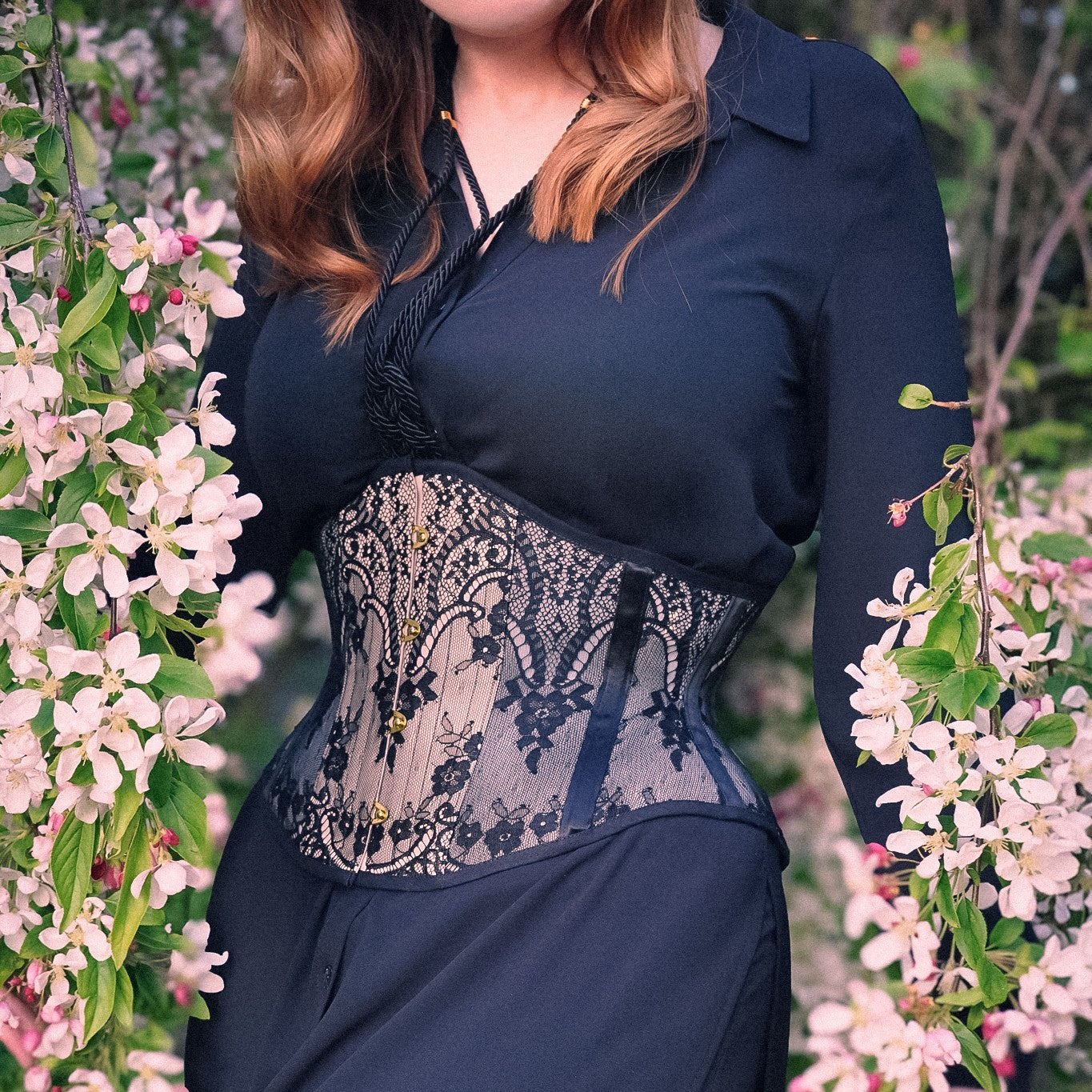 Aneira Lace Waspie